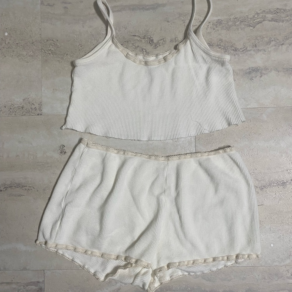 RARE Brandy Melville Waffle Knit Pajama Set